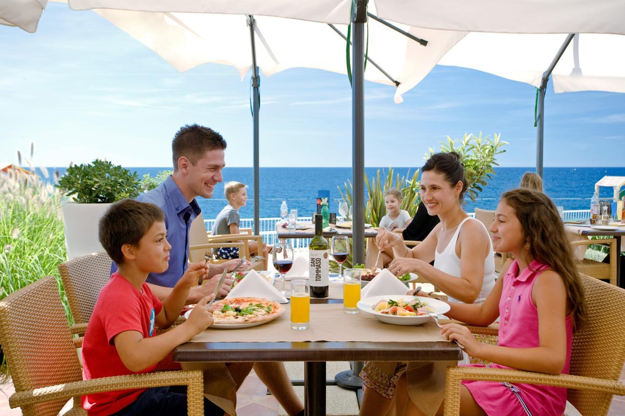 Lanterna Resort Tar-Vabriga Ngoại thất bức ảnh